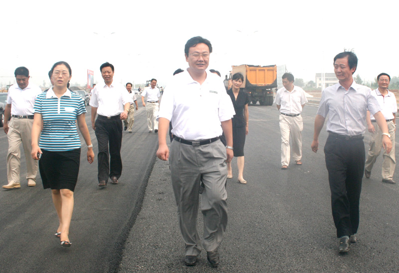 王荣到南洋经济区调研_中国亭湖