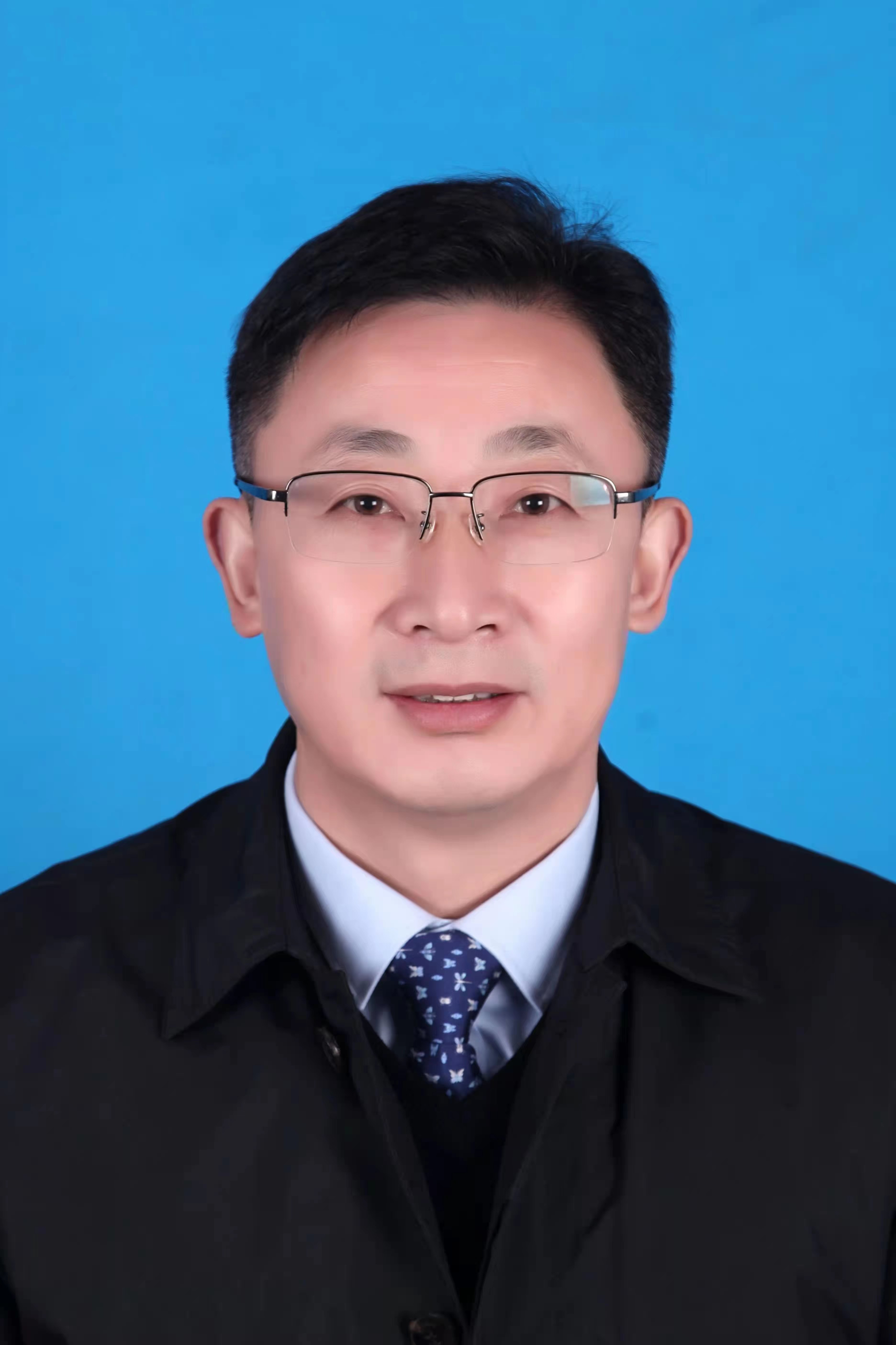 钱成银照片
