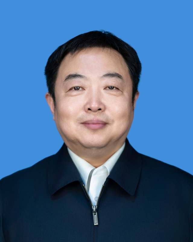 李卫东照片