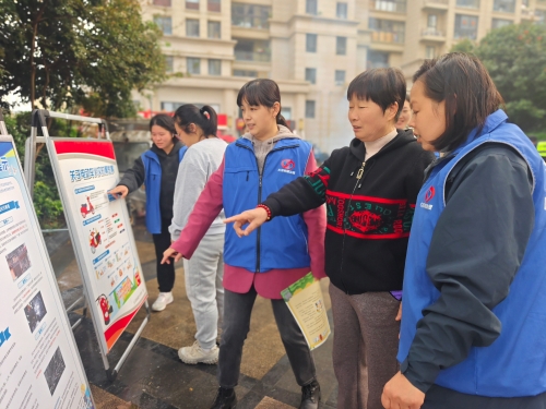 大洋街道大洋村开展消防演练 筑牢居民“防火墙”