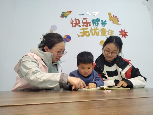 大洋街道开展“书香伴成长”全民阅读活动